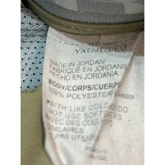 Under Armour YXL Boys Golf Shorts Khaki Performance Flat Front - Picture 3 of 8